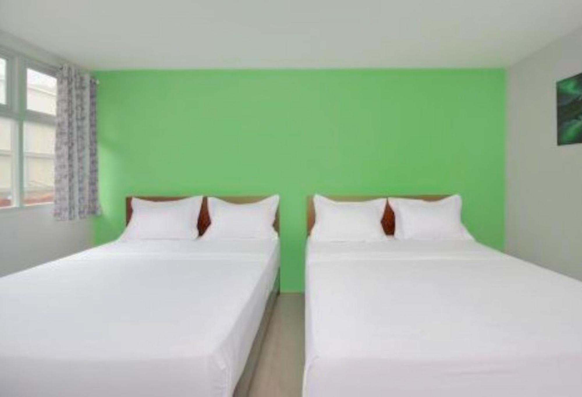 Hotel The Aurora By Makati Lembang Exterior foto